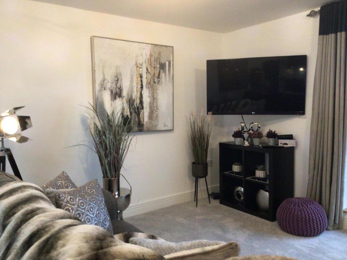 Luxurious River View Apartment With Terrace Worcester Exterior foto